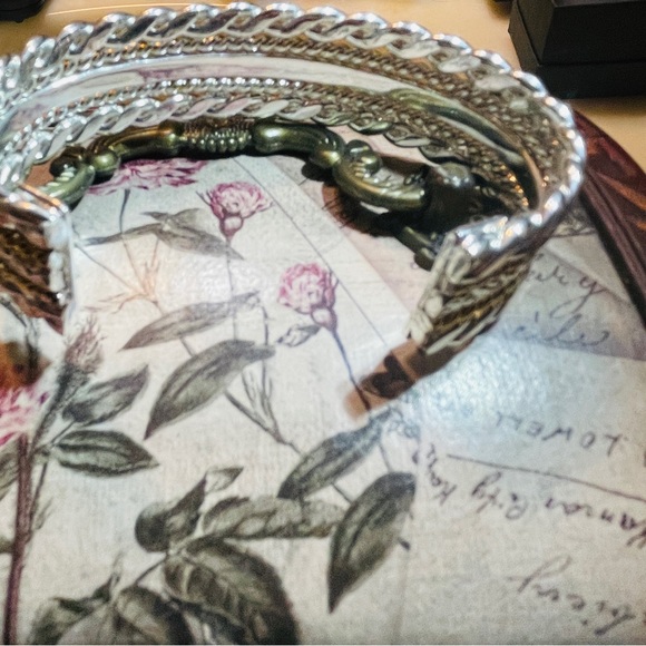 🎊Beautiful Two Tone Rope Twisted Adjustable Wrist Cuff Bracelet!!! - Picture 8 of 12